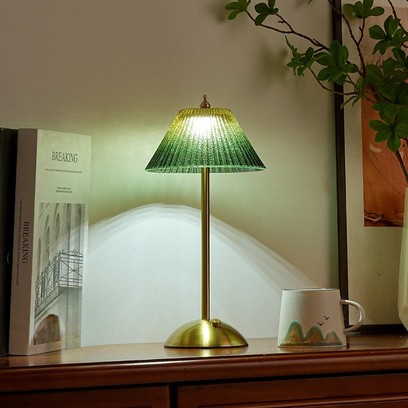 Glass Bed - Lampe de table en verre plissé